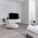 Zum Apartment